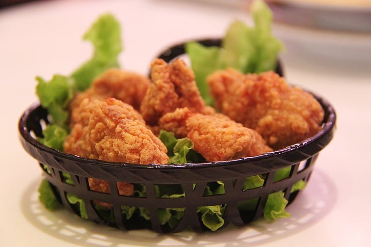 signature dusted chicken wings